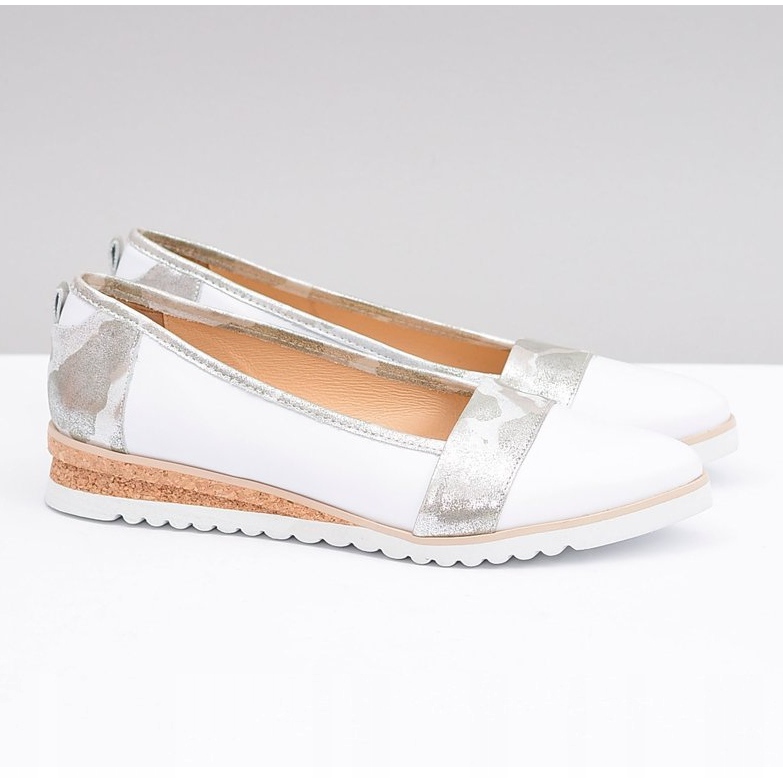 Stagórs Polska lädervita ballerinor Moro Persi 1