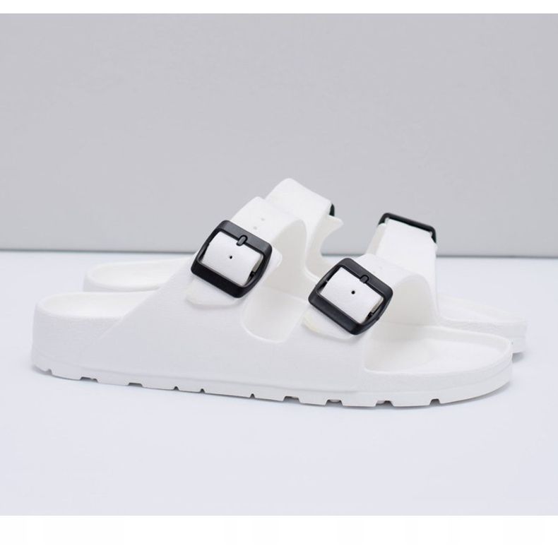 Flameshoes White Garden Light Tofflor för män vit 1