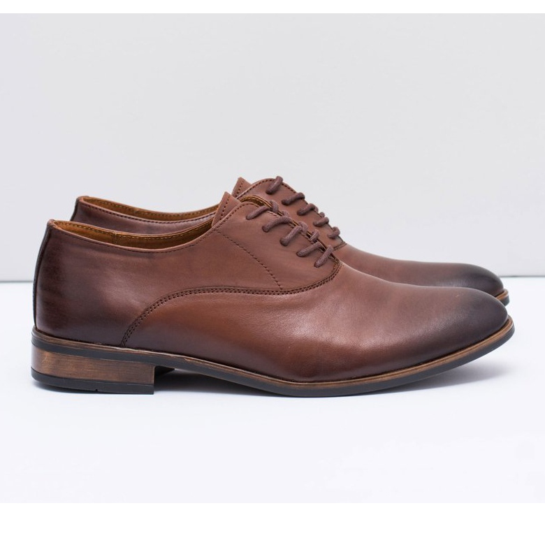 Bednarek Polish Shoes Herr Brogues Bednarek Formella läderskor Brown Clark brun 2