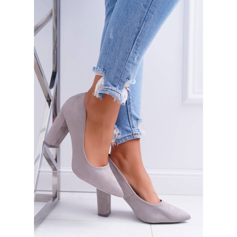 SEA Kvinnors pumpar på en klack mocka grå jordgubbe 2