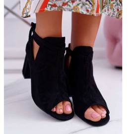 Vinceza Svarta stövlar sandaler på en bar Öppna tår grå 2