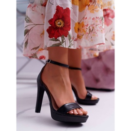 Moow Sandaler för kvinnor på högklackad svart Ellania -plattform 1