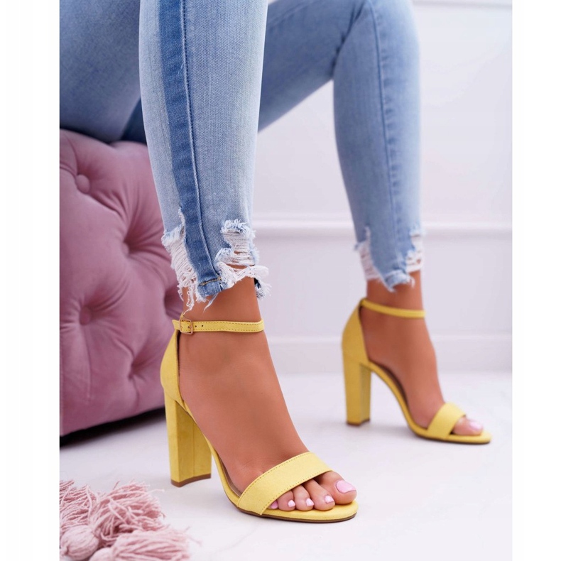 ADY Kvinnors sandaler på hälen mocka gul Anastasie 1