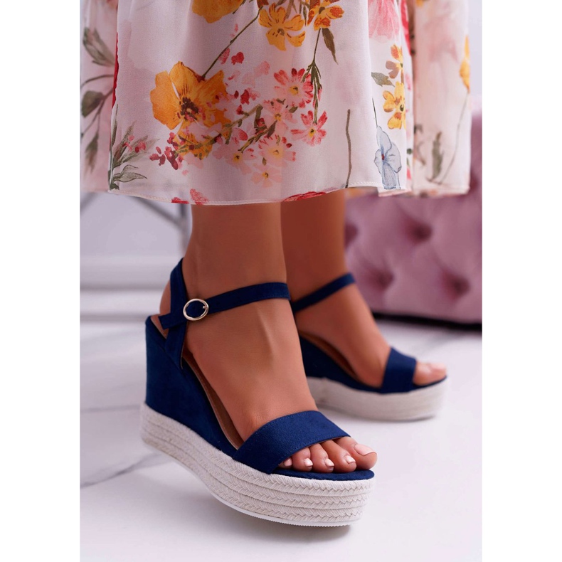 BUGO Kvinnors sandaler på en kil Linne Marinblå Liviana 1