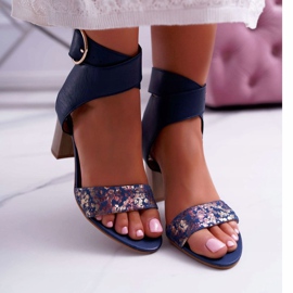 Läder Kvinnors sandaler Maciejka On a Heel Navy Blue 03597 marinblå 2