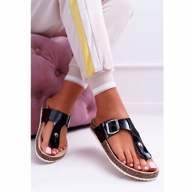 SEA Dam Tofflor Flip-flops På svartlackerad svart palett 1