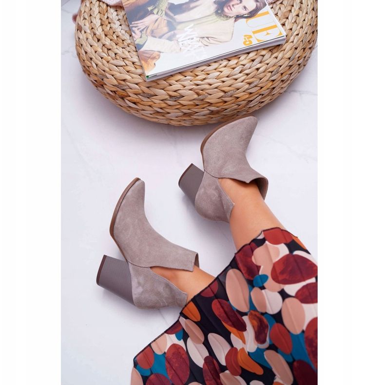 Kängor för kvinnor på högklackad vårläder i mocka Cappuccino Nicole 2430 beige 2