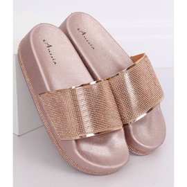 Champagne N-59 Champagne tofflor på en tjock sula mångfärgad gul 1