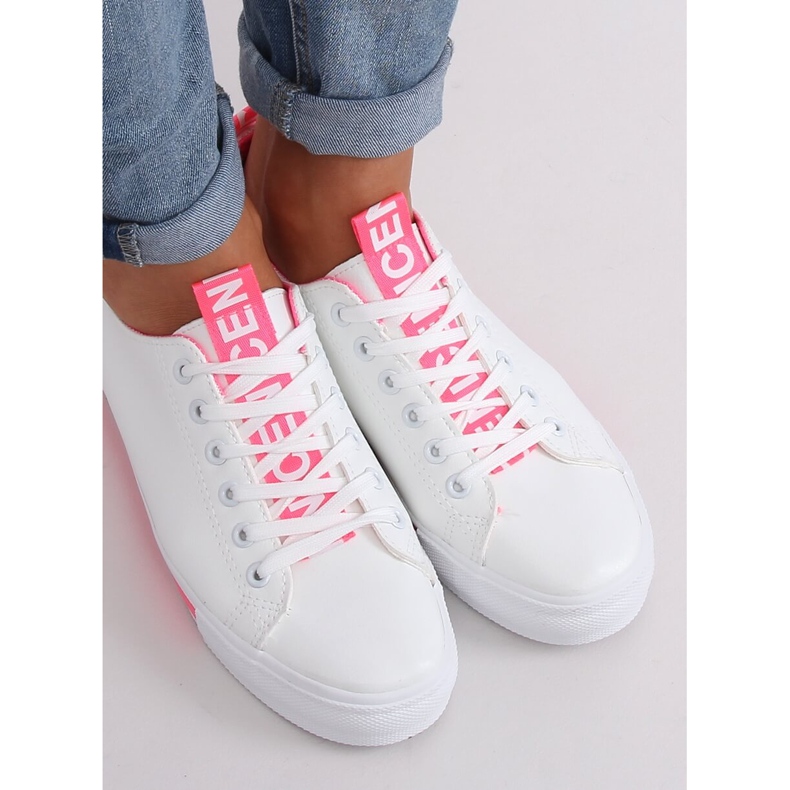 Kvinnors vita och rosa sneakers A88-23 Fushia 1