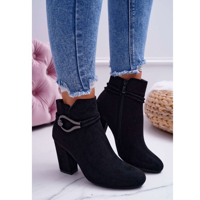 Damskor på högklackig mocka Tola S.Barski svart 2