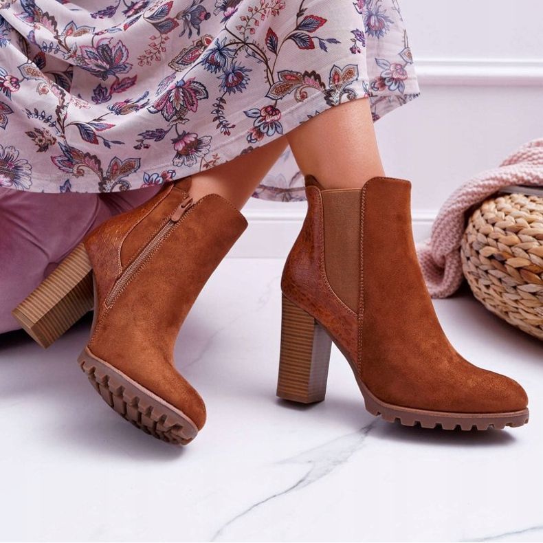 Damskor på högklackad kamel Mondego brun 2