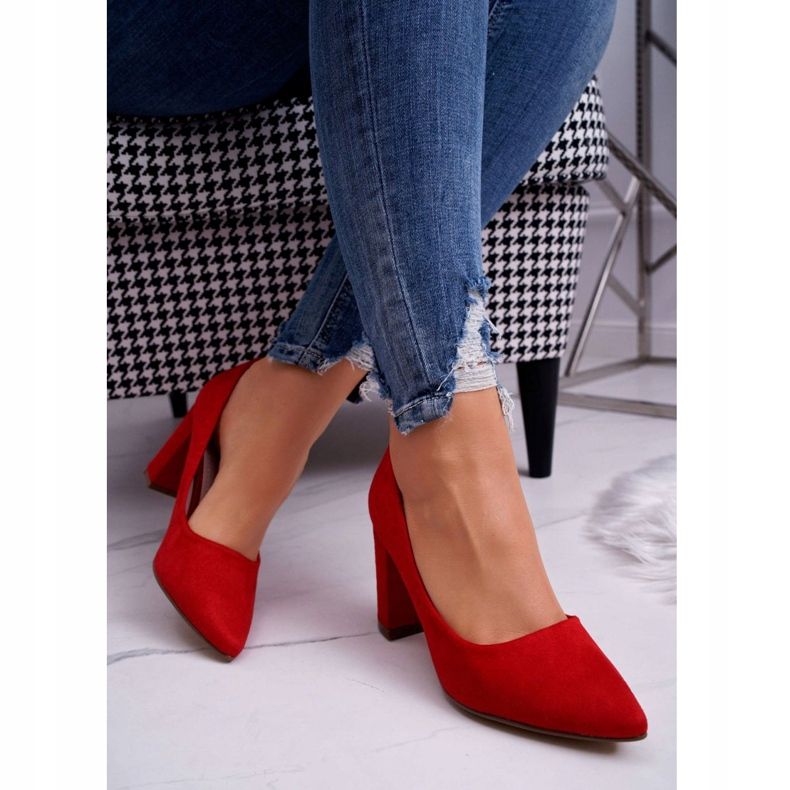 Kvinnors pumpar på pelaren i mocka röd 2