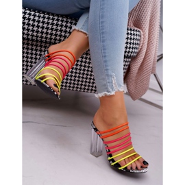 FRGIV Kvinnors tofflor på en stolpe på multikolor Dubai mångfärgad 2