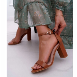 PS1 Klassiska damsandaler på hälen Camel Fiji brun 2