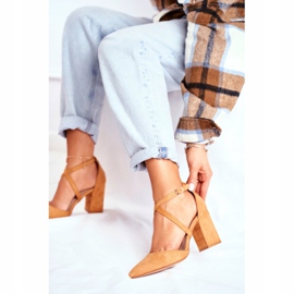 PS1 Kvinnors pumpar på en häl i Spitz Camel Traffic brun 2