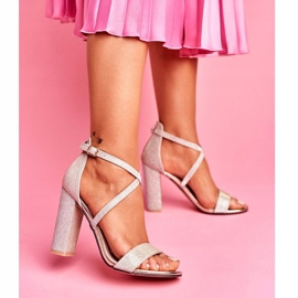 SEA Kvinnors sandaler på en klack Glitter Golden Vivi gyllene 2