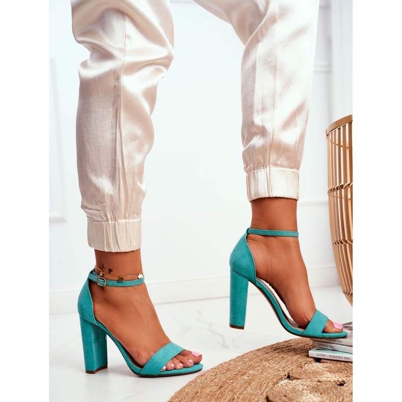 ADY Kvinnors sandaler på en klack mocka grön Anastasie 1