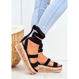 HAN Kvinnors sandaler på plattformen bundna svarta La Favorite 1