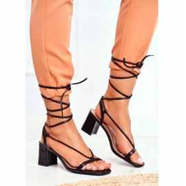 HAN Kvinnors sandaler på en klack bunden svart morgon 2