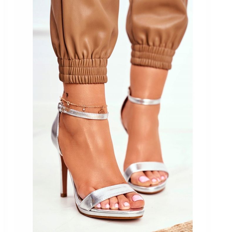 FW1 Kvinnors sandaler på högklackat silverfrenesi grå 2