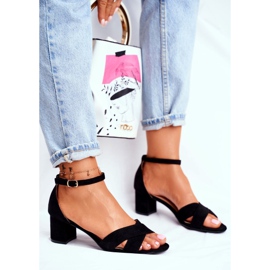 SEA Mockasandaler på en bar svart Nela 1