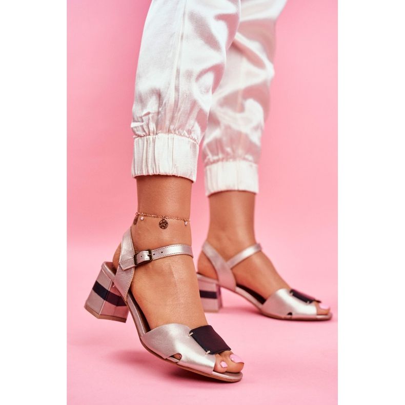 Sandaler för kvinnor Maciejka Läder Gyllene 04120-25 / 00-5 svart gul 2