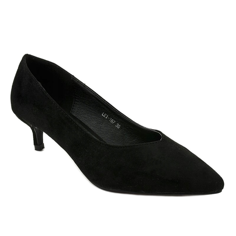 Svarta pumpar på LEI-167 hälen 1