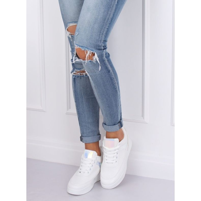 Vita sportskor kilklackar 85-429 VIT / SILVER 2