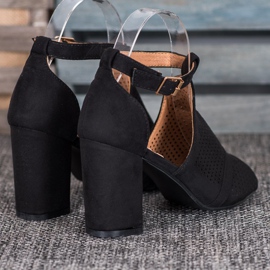 Small Swan Eleganta öppen sandaler svart 1