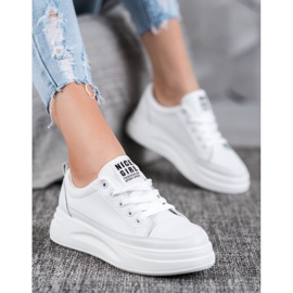 SHELOVET Sneakers på den trevliga tjejplattformen vit 2