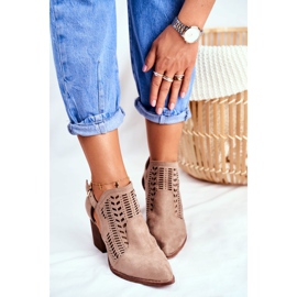 Bellucci Damstövlar med utskurna vårbeige Velluci 2