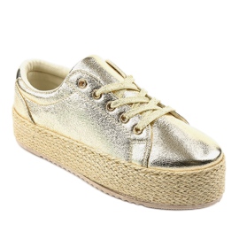 Guldspetsade espadriller 6220 gyllene 1
