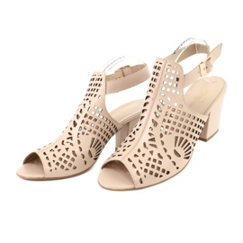 Sandaler på en bar Laura Messi 1924 Läder Beige Montoro rosa 3