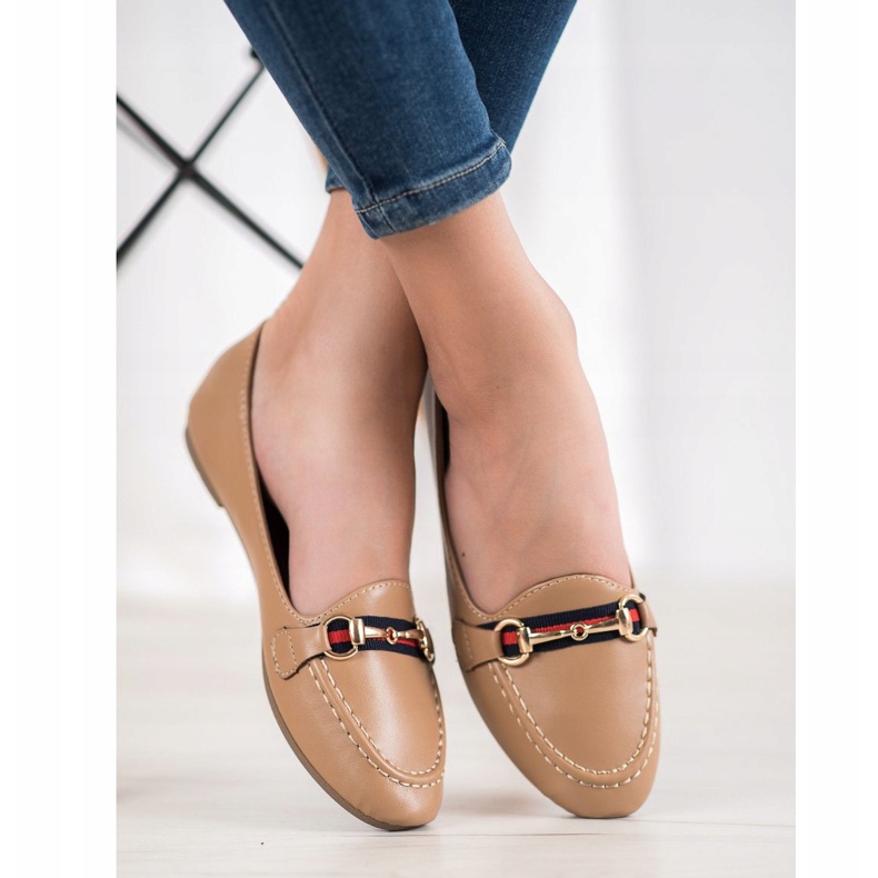 Clowse Moderiktiga herrar med ekoläder brun 1