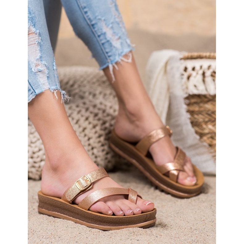 Comer Tofflor På Modeplattformen gul 1