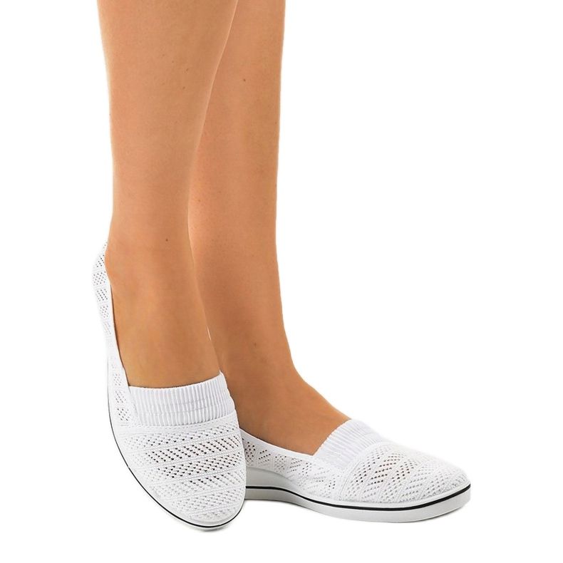 Vita sneakers på kilklack HJ1801-9 1