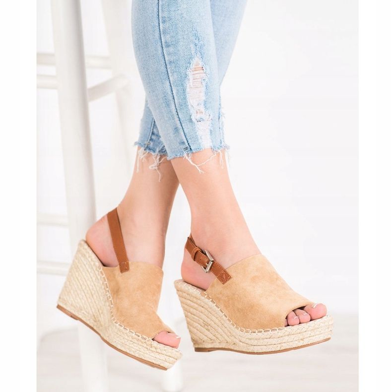 Small Swan Trendiga sandaler i mocka brun 1