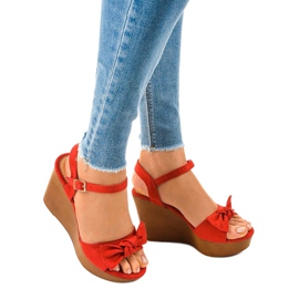 Röda sandaler med wedge HY8542 1