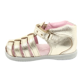 Sandaler i läder av Mazurek 245 guld gyllene 1