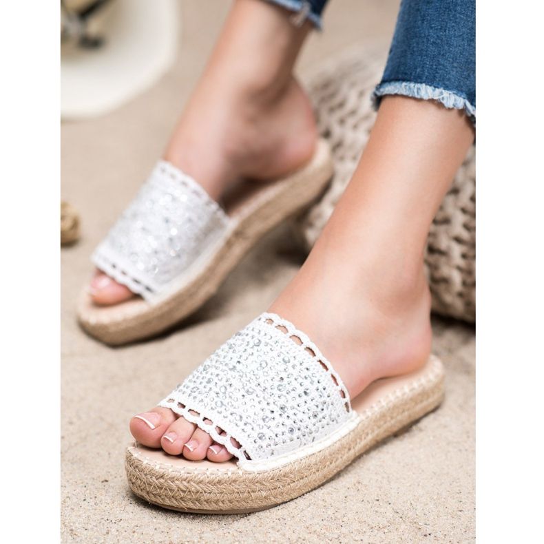 Small Swan Tofflor Med Kristaller vit 2