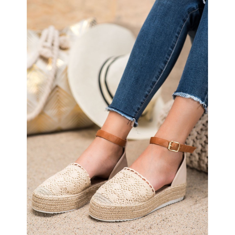 SHELOVET Moderiktiga espadriller med spets beige 2