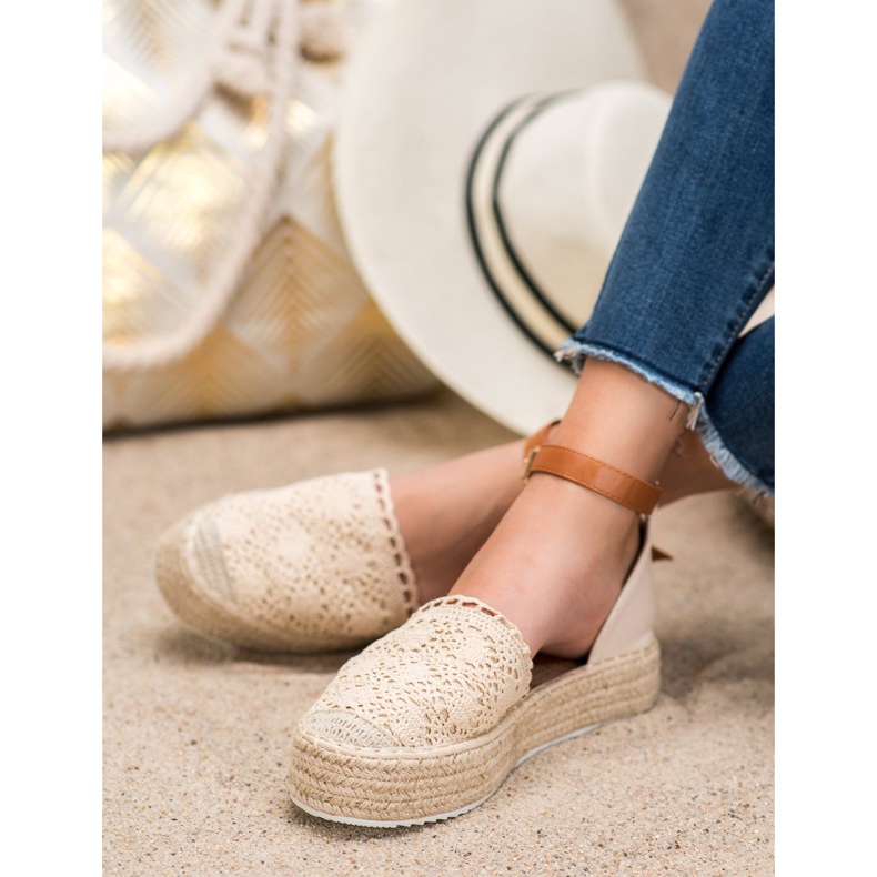 SHELOVET Moderiktiga espadriller med spets beige 1