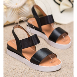 SHELOVET Svarta sandaler på plattformen 1