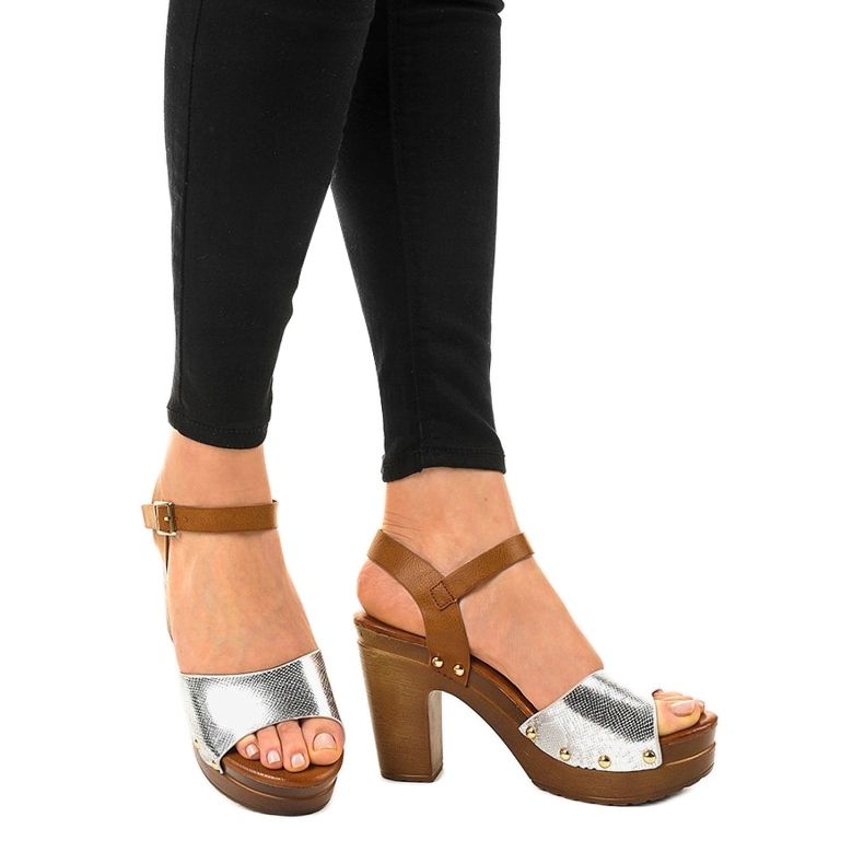 Silverhögklackade sandaler 150-615 brun grå 1