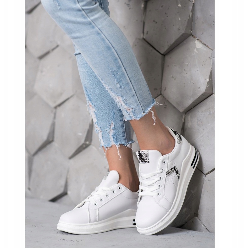 SHELOVET Sportskor tillverkade av ekoläder vit 2