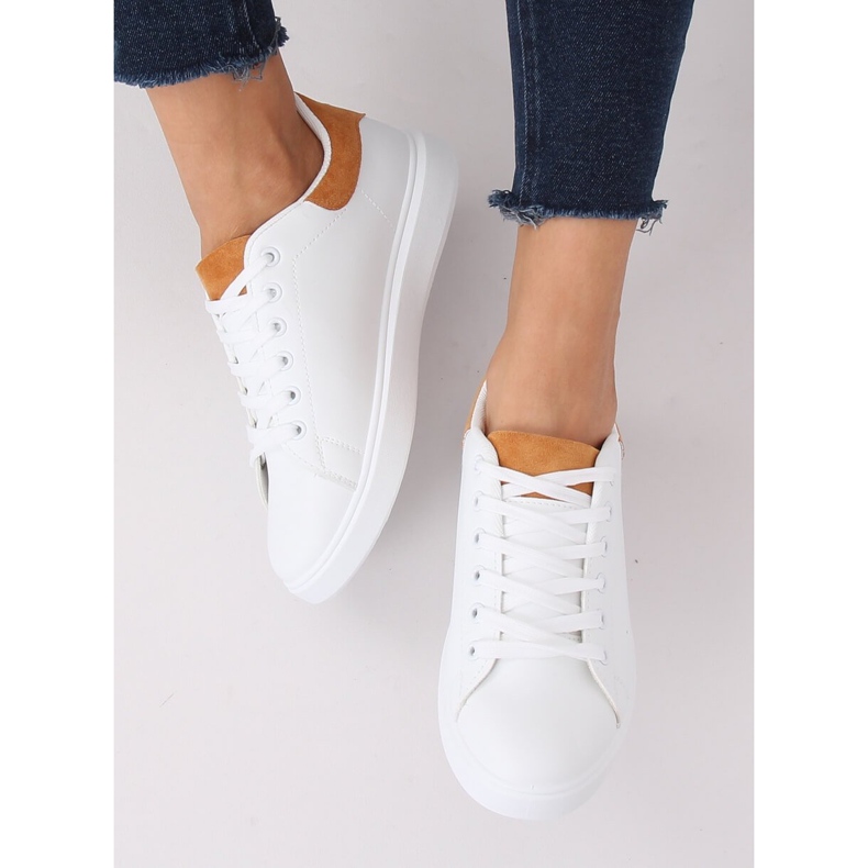 Vita damskor LA85P Camel 2