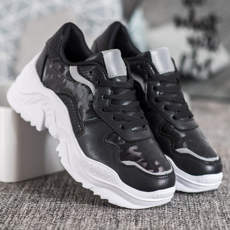 SHELOVET Lätta sneakers svart 2