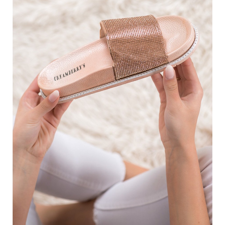 Creamberry'S Gyllene tofflor med kristaller 1