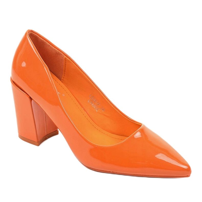 Orange pumpar på LE061P -stolpen 1