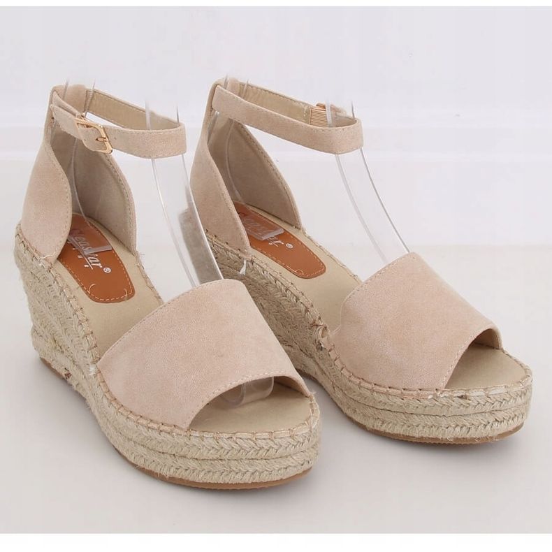 Espadriller på en beige kil TU147 Beige 1